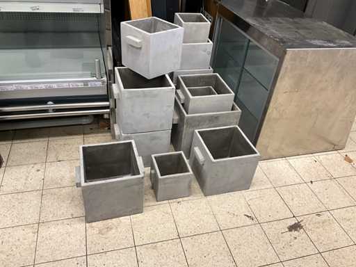 Planters (14x)