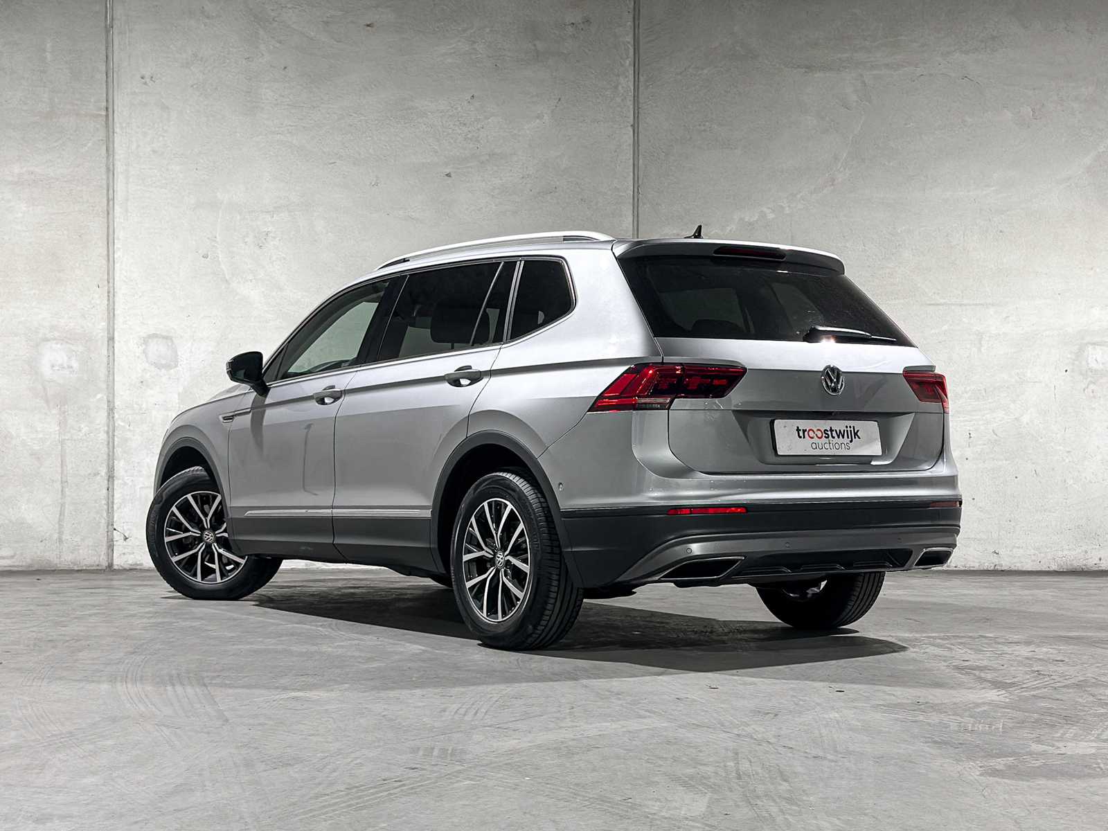 Volkswagen Tiguan Allspace 1.5 TSI Comfortline Business -Automatic- 150hp 2020, J-620-ST