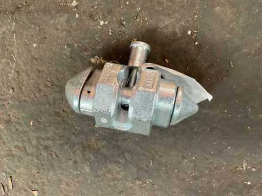 Turnlock fastener assembly (20x)