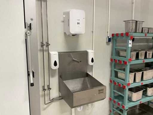 Nieros, Josto Rvs wastafel met wanddispensers