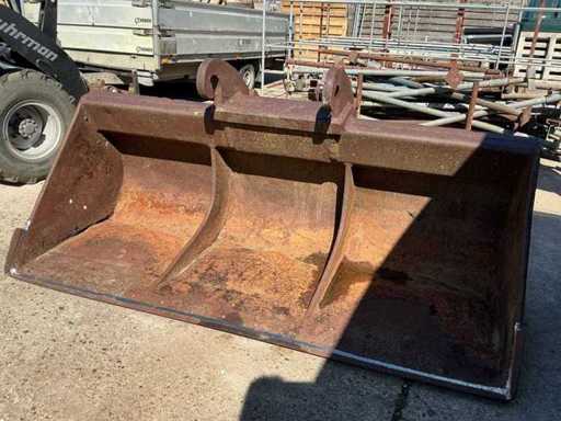 Excavator bucket