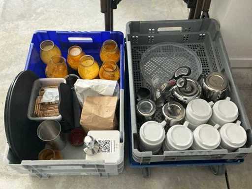 Partij divers Servies en glaswerk