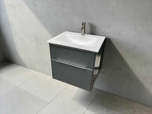 Meble łazienkowe Villeroy & Boch Subway 3.0 z kranem