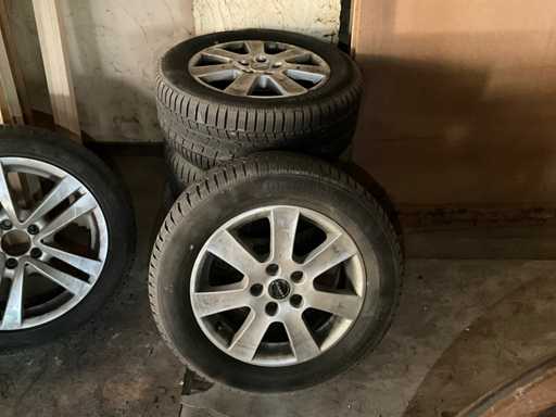 Anvelop?, roat? ?i jant? Borbet (4x)