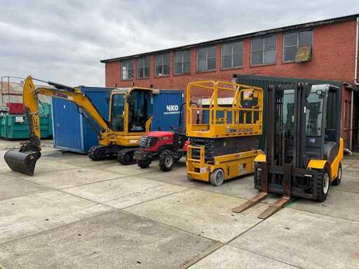 Agricultural machinery, tractors, welding equipment and parts