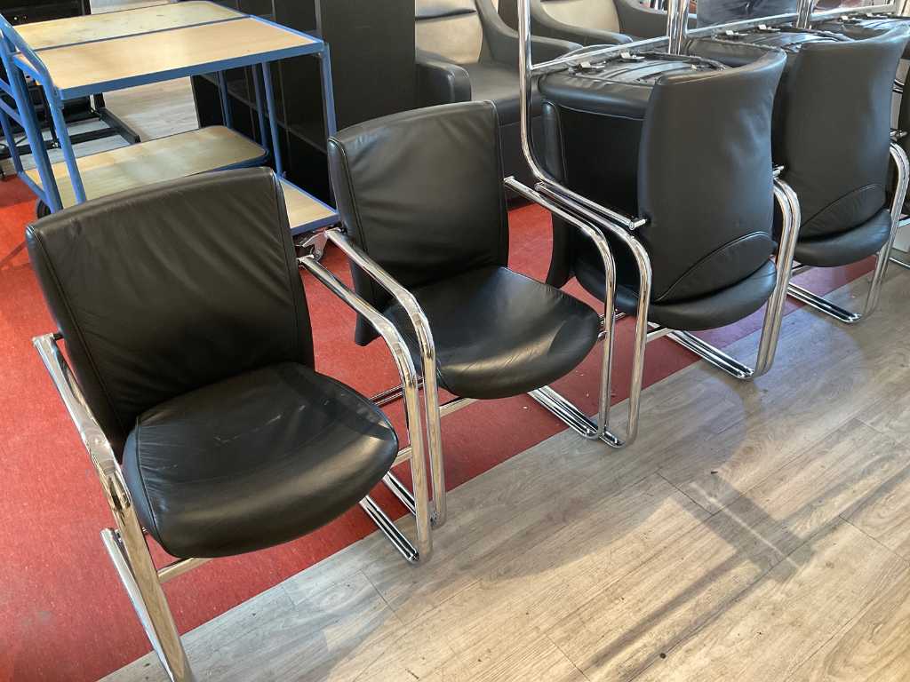 Seats (8x)
