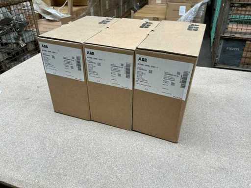 ABB ACS380-040N-03A7-1 Frequentieregelaar (3x)