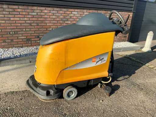 Taski Swingo 1250B Zelfrijdende schrobmachine met dubbele borstels