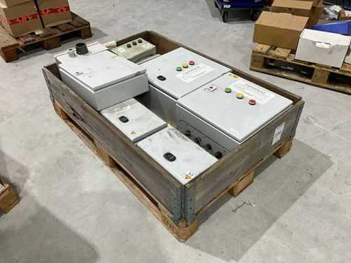Control box (8x)
