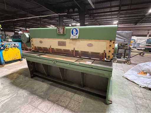 Forbici a Impatto Omega