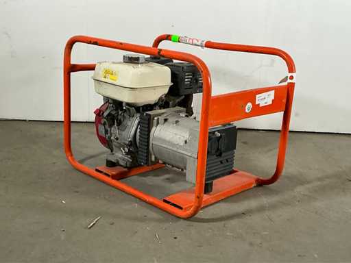 2018 Europower Generators EP4100 Łączna benzyna 3,6kVA 2x RA