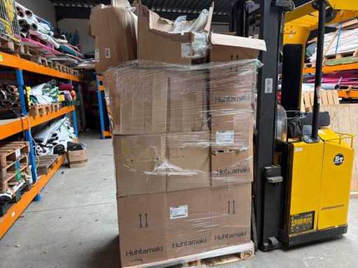 Partij plastic bekers (~9000st)