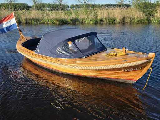 Saare - 20 - Schaluppe mit 21 PS Innenmotor