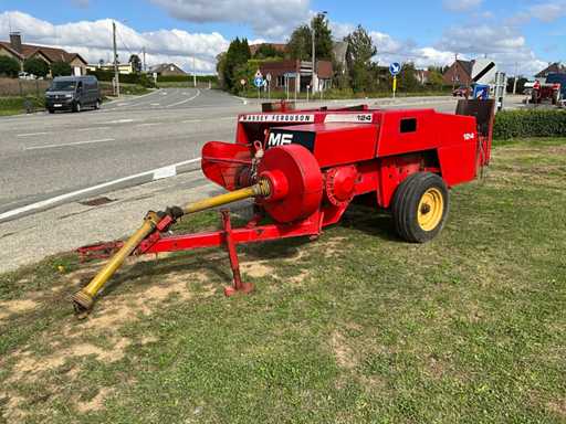 1991 Massey Ferguson 124 Baler