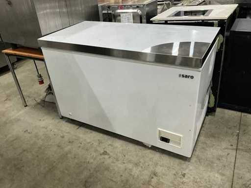 Saro BD401S Vrieskist met RVS deksel