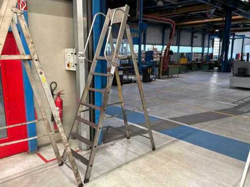 GÜNZBURGER STEIGTECHNIK 50087 PLATFORM FOLDING LADDER