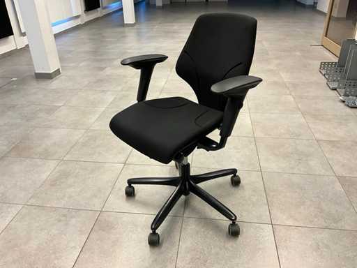 Giroflex 64 Ergonomische design bureaustoelen (4x)