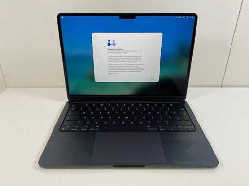 Apple MacBook Air 13,3", Apple M3, 16 GB di RAM, 500 GB NVMe Laptop