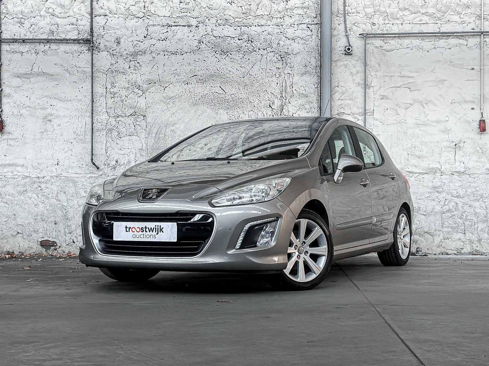 Personen- en bedrijfsauto's te Boxmeer