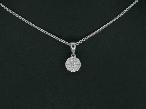 Witgouden hanger met princess en marquise diamanten