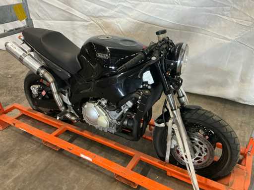 Yamaha FZR600R Motorrad