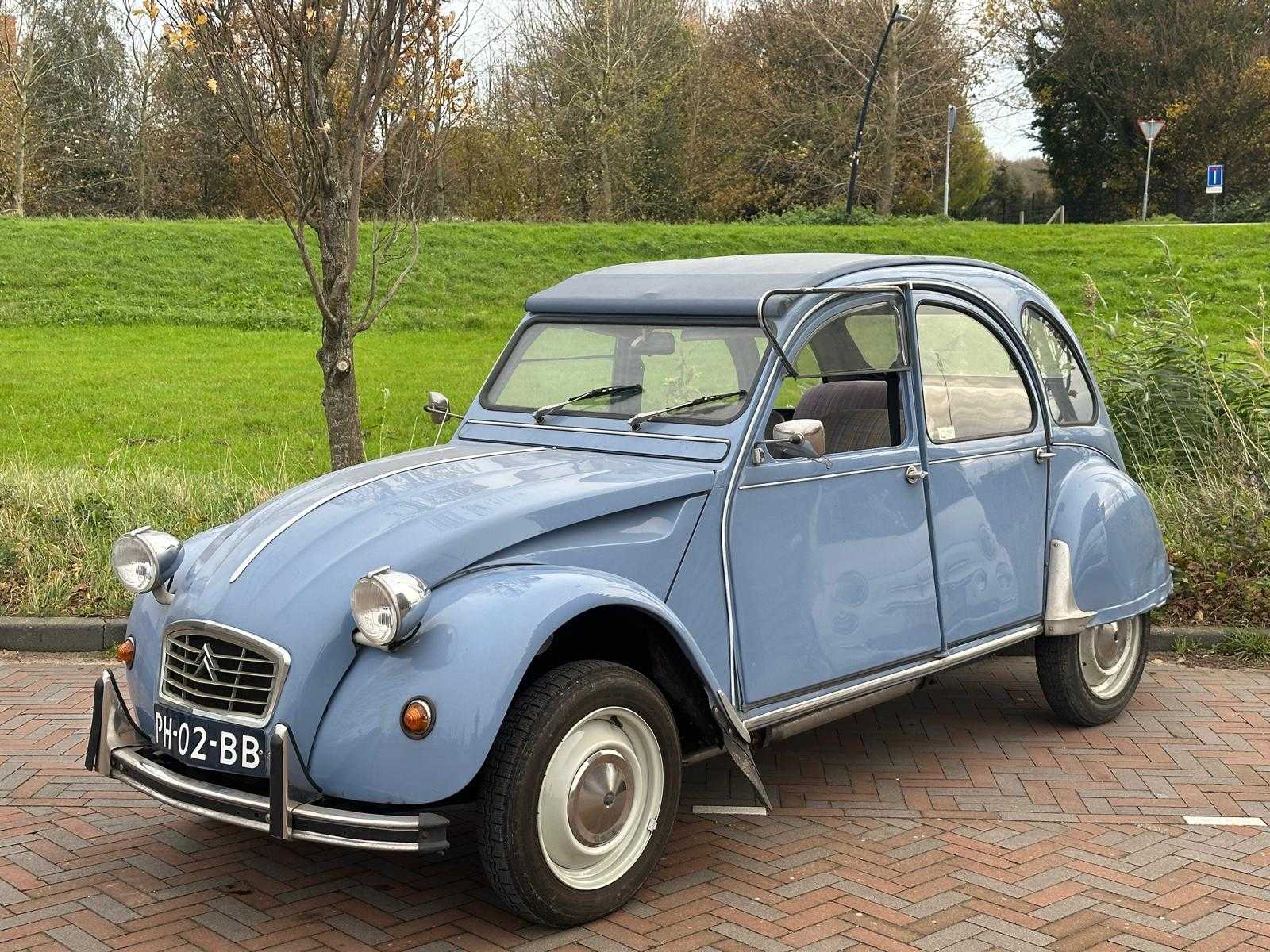 Citroën 2 CV 6 Special S6 z 1986 r., PH-02-BB