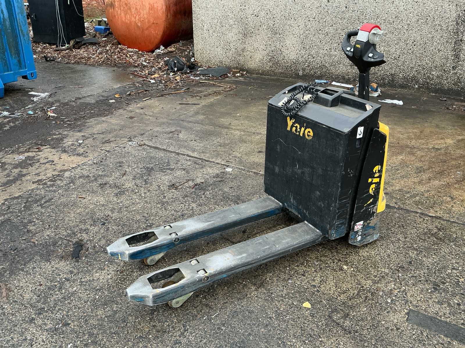 Yale MP18 Electric Pallet Truck