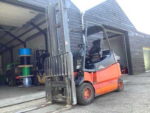 2004 Linde e30/600-02 Vorkheftruck