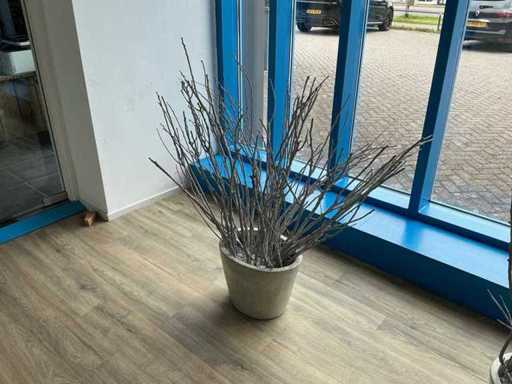Kunstpflanze im Topf