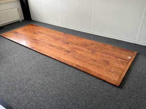 Dining room table