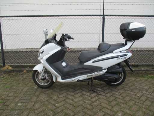Sym GTS 300i evo - Motoscooter - Motorfiets