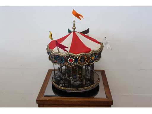 Michael Ricker - Manège rotatif - Objet décoratif