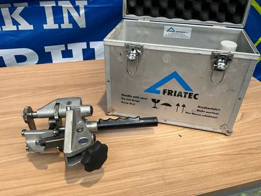 Éplucheuse à extrémités de tubes Friatec FESG 226