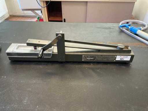 James H.Heal&Co Crockingtester