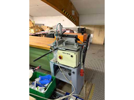 MLA M 7 G Manual Face Milling Machine