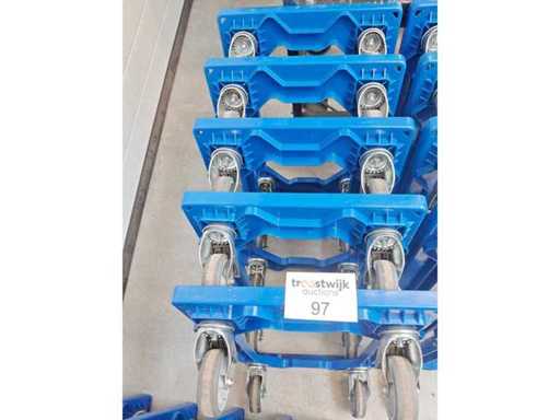 Kruizinga - - Mobilier d’atelier (5x)