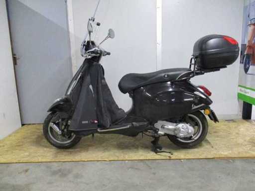 Vespa - Skuter - Primavera 4T - Skuter