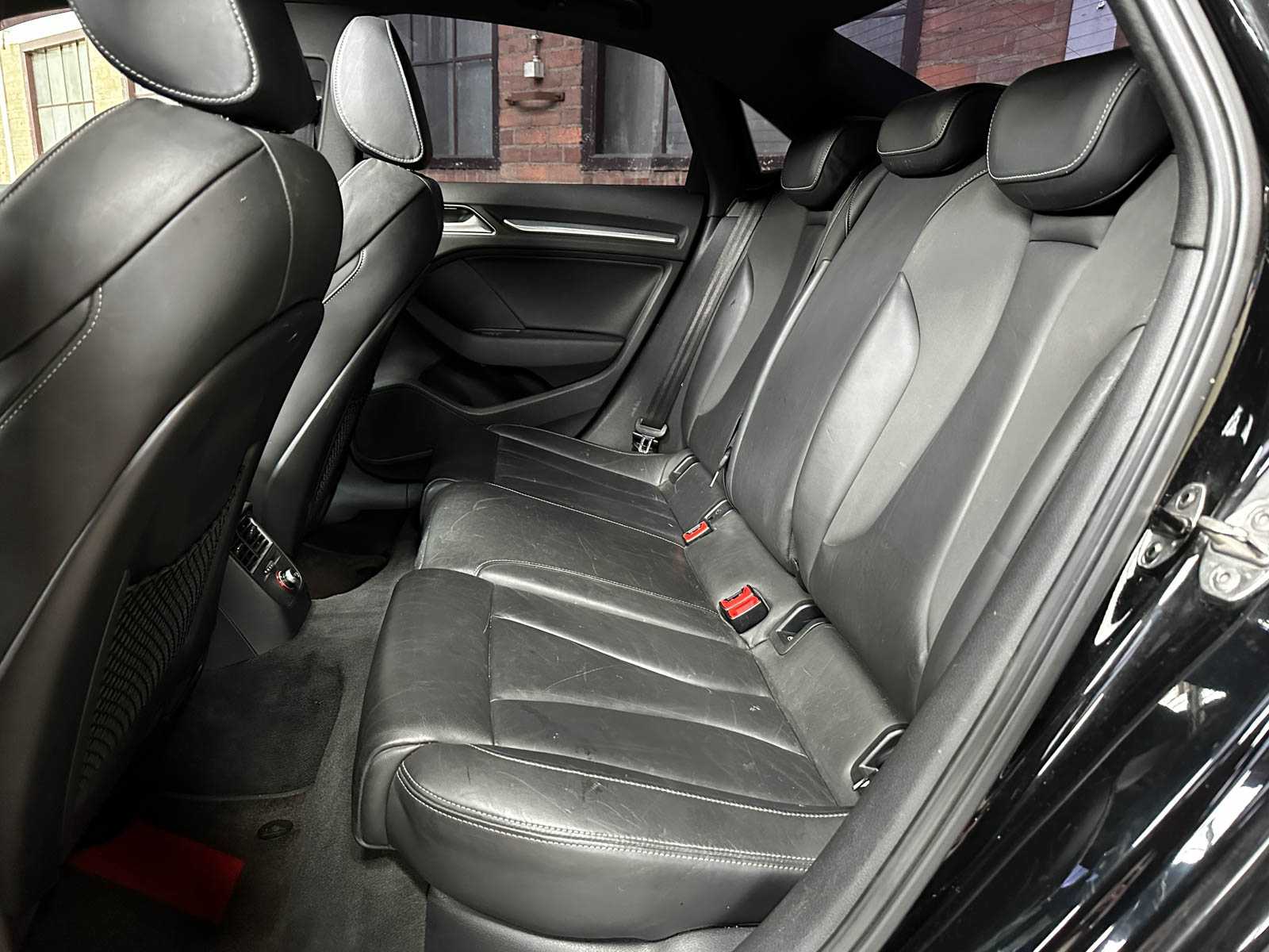 Audi A3 (RS3-LOOK) 1.8 TFSI 250pk 2015, G-248-DP