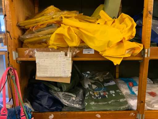 Abbigliamento antipioggia Wade