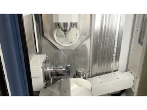 4c05551a-e780-43b4-ae09-90785b663f7e.mp4