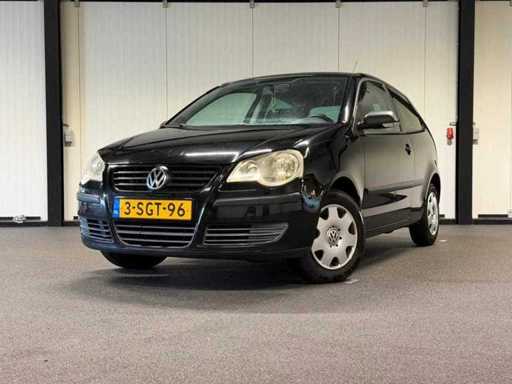 Volkswagen - Polo - 1.2-12V Trendline 2008 3-SGT-96