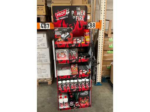 Prof Display gevuld met Barbecue accessoires