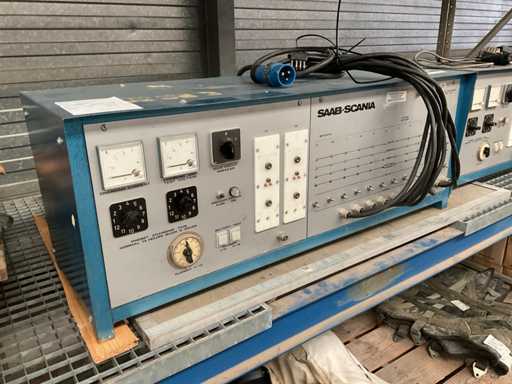 Saab-Scania 8702003-10-1 Acculader