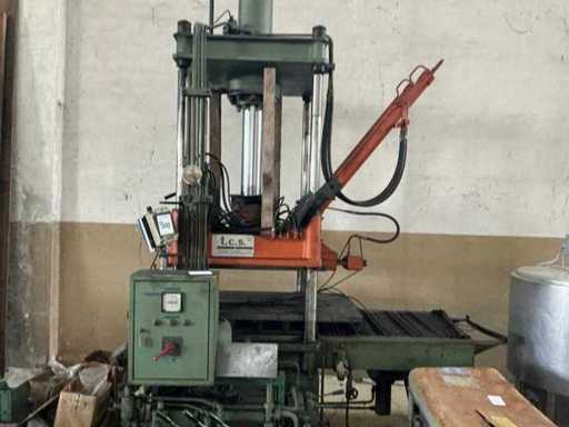 TCS Hydraulic Four-Post Press