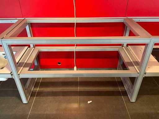 Meubles/cadres de salle d’exposition (8x)