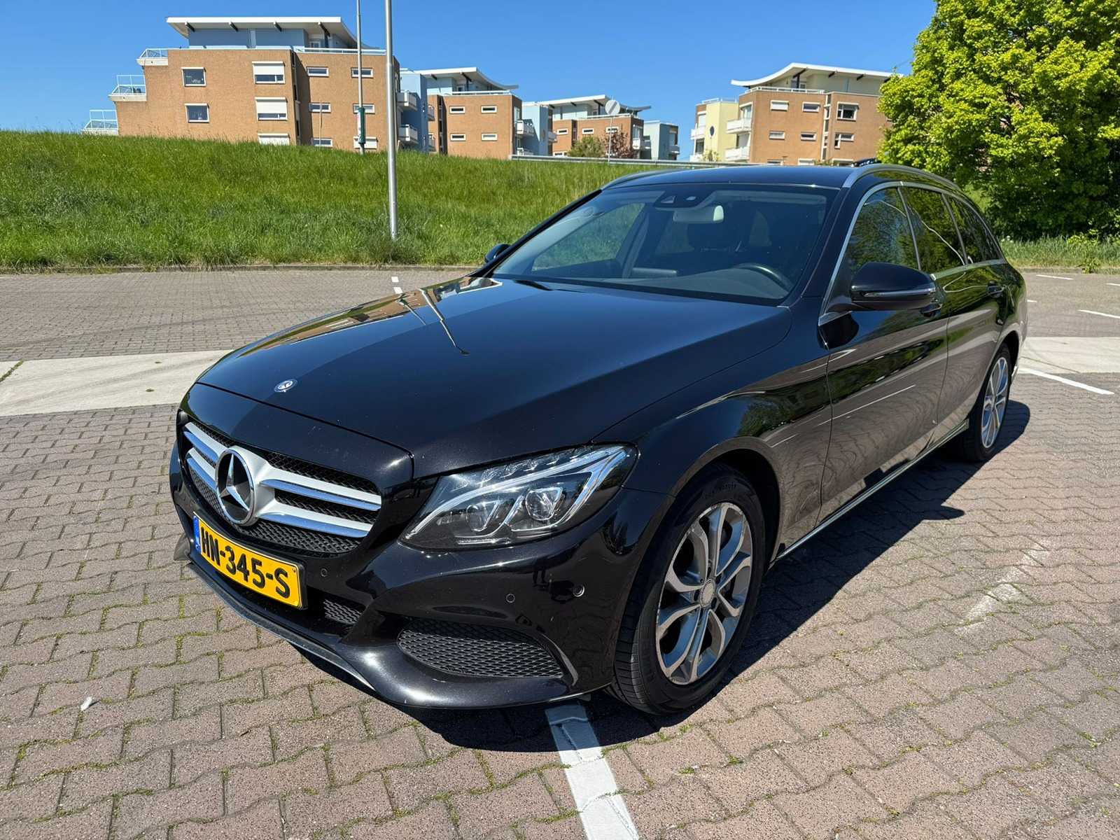 2015 Mercedes-Benz C-Class Estate 350 e Lease Edition HN-345-S