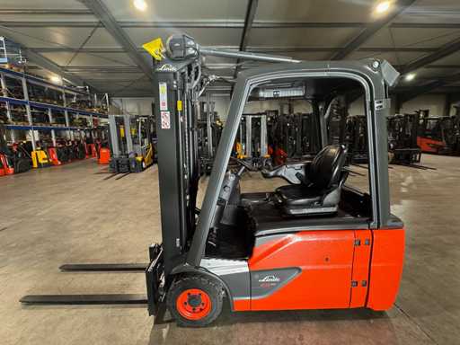 2019 Hawker Battery 08/2025 Serwis+UVV 10/2026 Linde E16L Triplex Elektryczny wózek widłowy 5 427 godzin