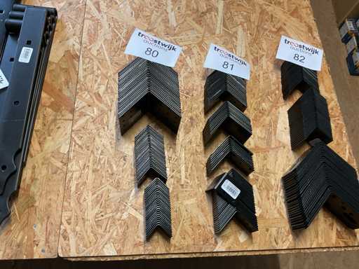 76 Zwarte hoek verbinders