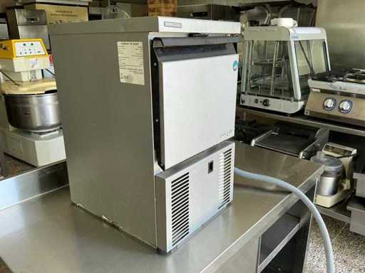 HOSHIZAKI - AM 20 CAE - Ice Maker