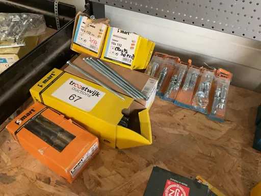 Ankerbouten schroeven en pluggen